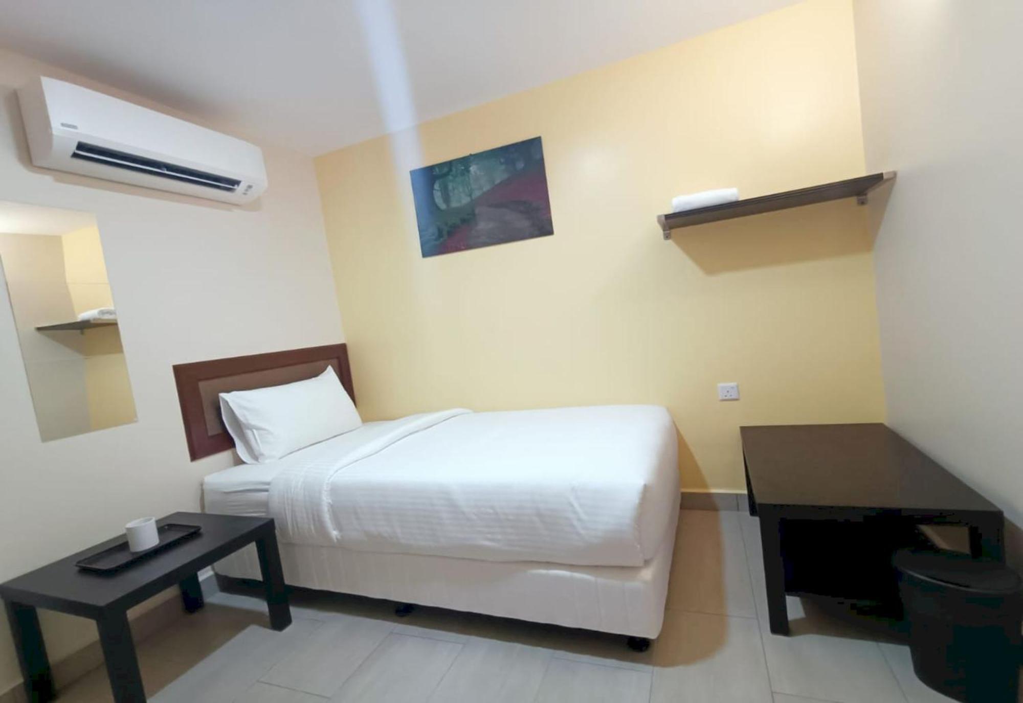 Capital O 90897 Island City Hotel Georgetown Luaran gambar