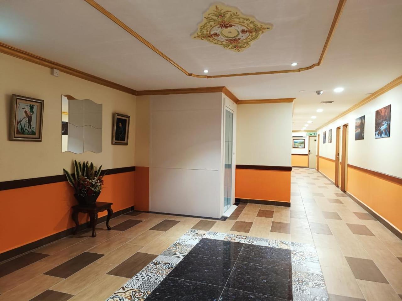 Capital O 90897 Island City Hotel Georgetown Luaran gambar